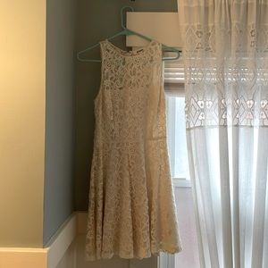 BB Dakota Dress - Size 2